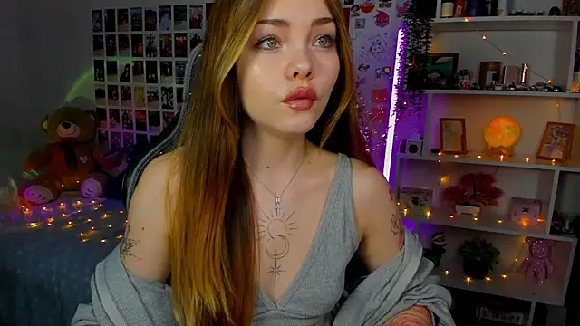 AkiraKatsu online show from 10/11/25, 11:44