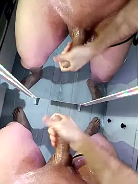 Snapshot of PerfectBisex chatting on 10/19/25, 09:56 PerfectBisex online show from 10/19/25, 09:56