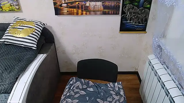 Lady Boom Wild  online show from 02/01/26, 06:28