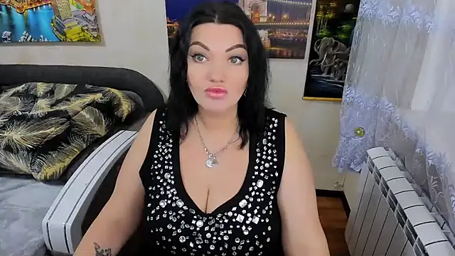 Lady Boom Wild  online show from 02/08/26, 03:32