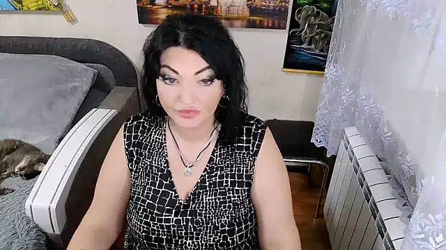 Lady Boom Wild  online show from 11/28/25, 04:29