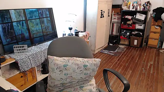 bunnylolaa4 online show from 11/08/25, 06:50