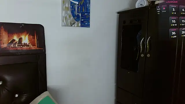 hots boygg online show from 04/22/26, 09:21