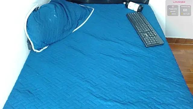 hots boygg online show from 11/15/25, 04:11