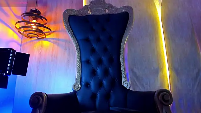 thaddeus king online show from 10/09/25, 10:21