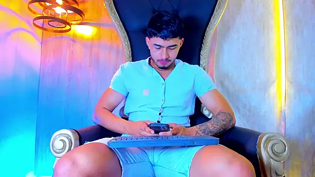 thaddeus king online show from 11/12/25, 09:40