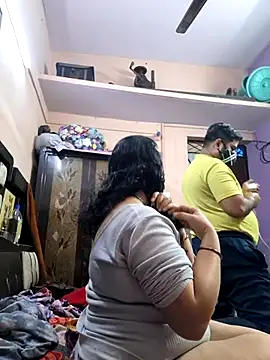 Snapshot of bobbyronak chatting on 02/03/26, 06:57 bobbyronak online show from 02/03/26, 06:57