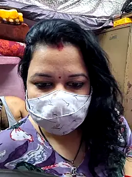 Snapshot of bobbyronak chatting on 02/25/26, 06:57 bobbyronak online show from 02/25/26, 06:57