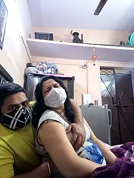 Snapshot of bobbyronak chatting on 01/31/26, 07:12 bobbyronak online show from 01/31/26, 07:12