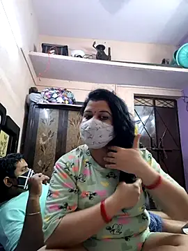 Snapshot of bobbyronak chatting on 02/28/26, 07:35 bobbyronak online show from 02/28/26, 07:35