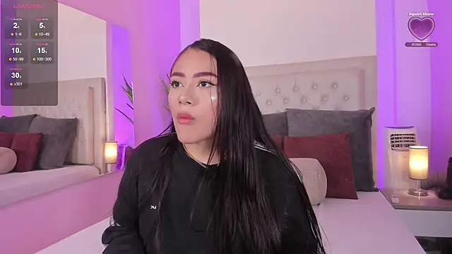 nicolle pierce online show from 04/10/26, 11:28