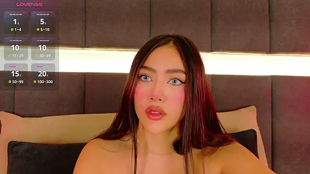 nicolle pierce online show from 10/22/25, 01:54