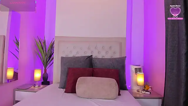 nicolle pierce online show from 04/09/26, 10:21