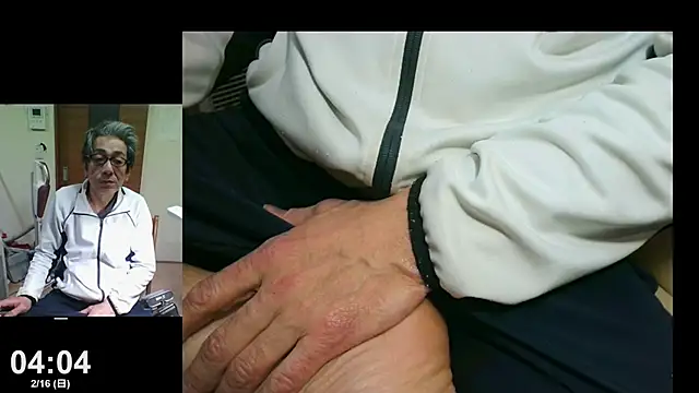 Snapshot of mama010-chan chatting on 02/15/25, 07:06 mama010-chan online show from 02/15/25, 07:06
