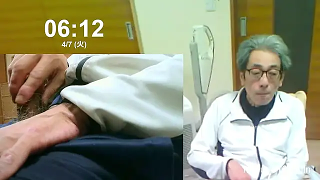 mama010-chan online show from 04/07/26, 09:16