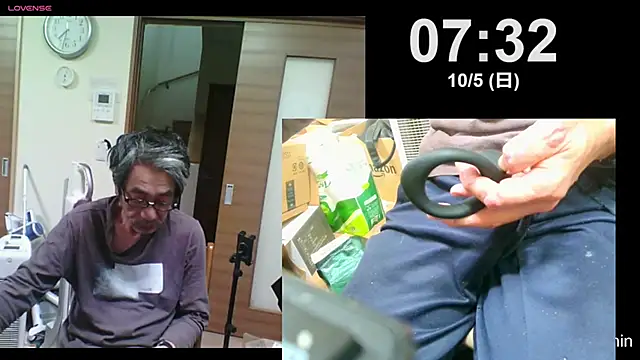 Snapshot of mama010-chan chatting on 10/04/25, 10:33 mama010-chan online show from 10/04/25, 10:33