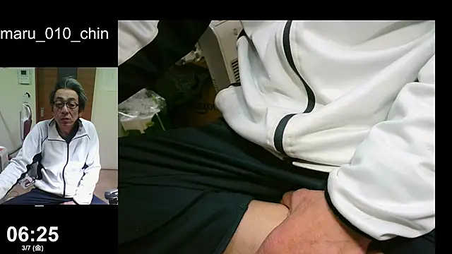Snapshot of mama010-chan chatting on 03/07/25, 09:27 mama010-chan online show from 03/07/25, 09:27
