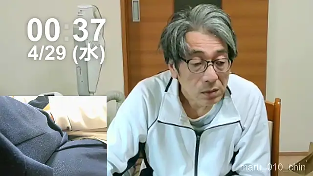 Snapshot of mama010-chan chatting on 04/28/26, 03:38 mama010-chan online show from 04/28/26, 03:38