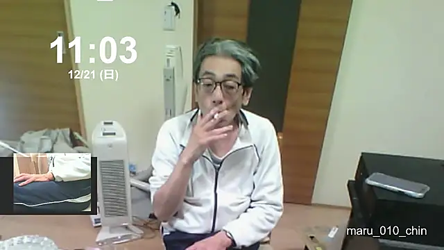 mama010-chan online show from 12/21/25, 02:03