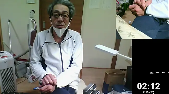 Snapshot of mama010-chan chatting on 02/14/25, 05:14 mama010-chan online show from 02/14/25, 05:14