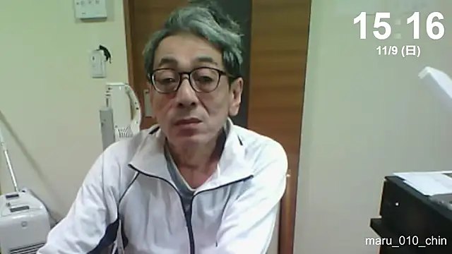 mama010-chan online show from 11/09/25, 06:17