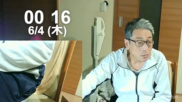 Snapshot of mama010-chan chatting on 06/03/26, 03:17 mama010-chan online show from 06/03/26, 03:17