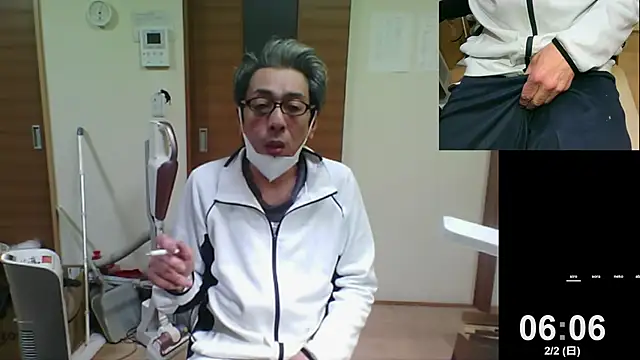 Snapshot of mama010-chan chatting on 02/01/25, 09:08 mama010-chan online show from 02/01/25, 09:08