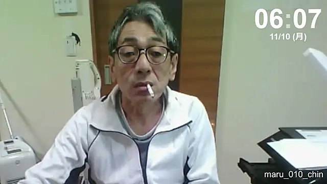 mama010-chan online show from 11/09/25, 09:08