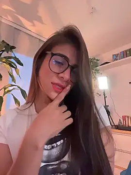 MariaIsabella8 online show from 03/28/26, 10:44