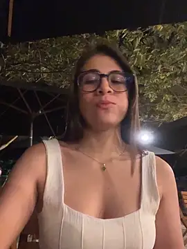 Snapshot of MariaIsabella8 chatting on 10/11/25, 12:22 MariaIsabella8 online show from 10/11/25, 12:22