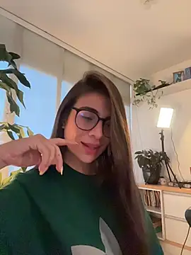 MariaIsabella8 online show from 04/07/26, 10:11