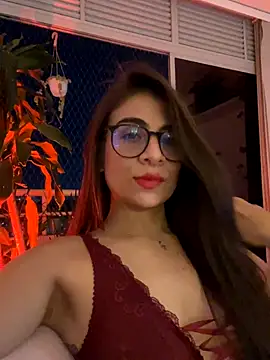 Snapshot of MariaIsabella8 chatting on 10/08/25, 11:16 MariaIsabella8 online show from 10/08/25, 11:16