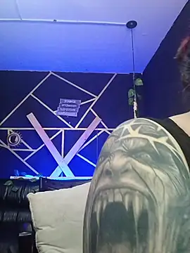 Gelena Black online show from 10/31/25, 01:52