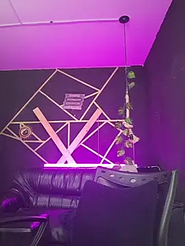 Gelena Black online show from 11/28/25, 03:28