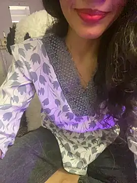 Divyaa69 online show from 01/18/26, 03:32