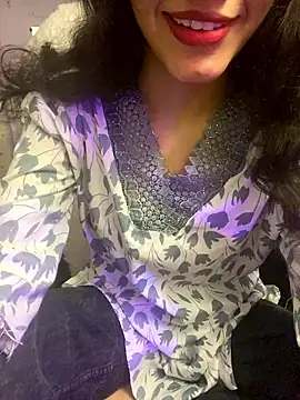 Divyaa69 online show from 01/18/26, 04:21