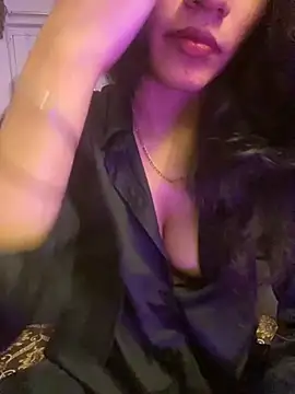 Divyaa69 online show from 11/18/25, 05:16