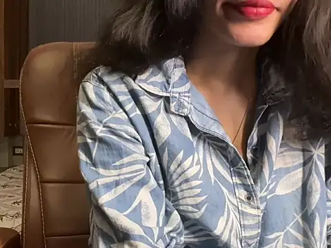 Snapshot of Divyaa69 chatting on 06/11/26, 06:16 Divyaa69 online show from 06/11/26, 06:16