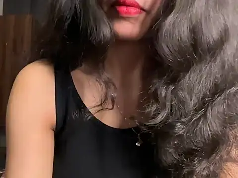 Snapshot of Divyaa69 chatting on 06/19/26, 07:52 Divyaa69 online show from 06/19/26, 07:52
