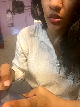 Divyaa69 online show from 12/01/25, 06:42