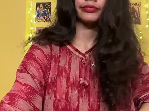 Snapshot of Divyaa69 chatting on 07/19/26, 07:43 Divyaa69 online show from 07/19/26, 07:43