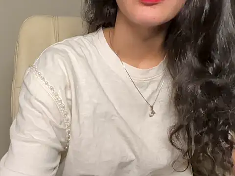 Divyaa69 online show from 04/25/26, 07:11