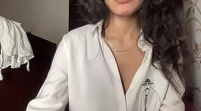 Divyaa69 online show from 02/19/25, 03:49