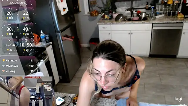 KSwonderland6 online show from 11/19/25, 05:07