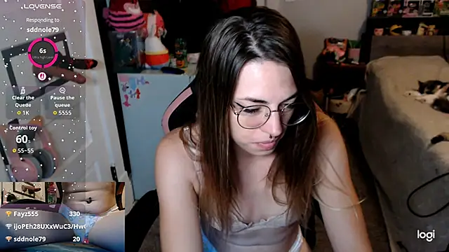 KSwonderland6 online show from 11/19/25, 05:13