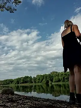 KSwonderland6 online show from 09/18/25, 03:04