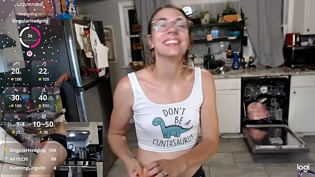 KSwonderland6 online show from 10/23/25, 04:00