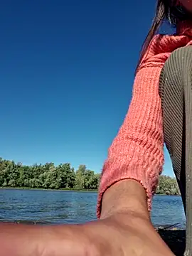 KSwonderland6 online show from 10/20/25, 03:34