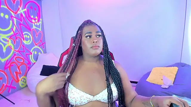 Snapshot of GEANNAROSE chatting on 02/01/25, 05:28 GEANNAROSE online show from 02/01/25, 05:28