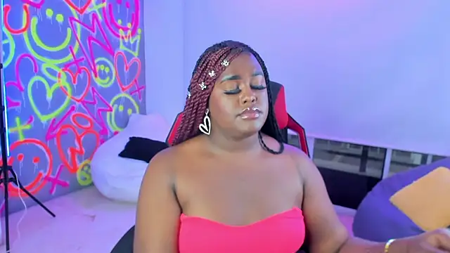 Snapshot of GEANNAROSE chatting on 01/31/25, 11:56 GEANNAROSE online show from 01/31/25, 11:56